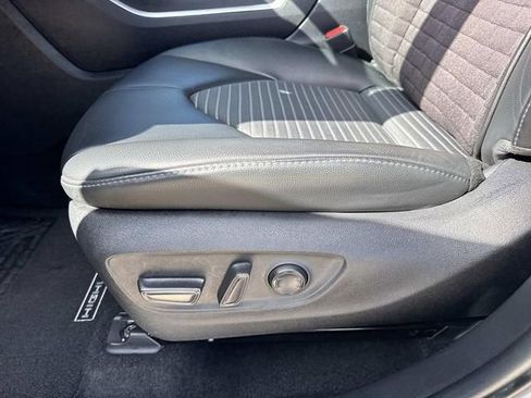 Used 2023 Toyota Highlander XSE FWD image 40