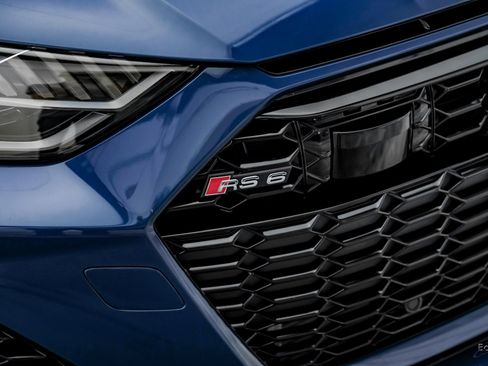 Used 2025 Audi RS 6 performance image 26