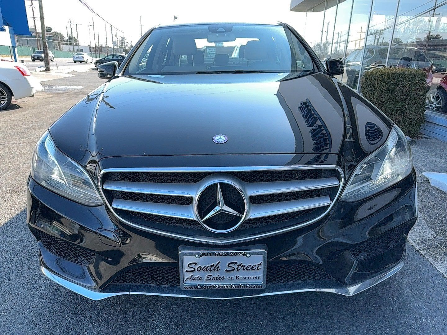 Used 2014 Mercedes-Benz E 350 4MATIC Sedan image 33