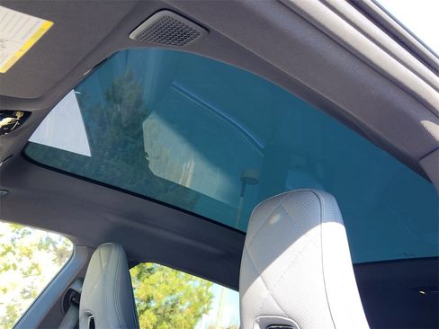 Certified 2025 BMW iX M60 image 52