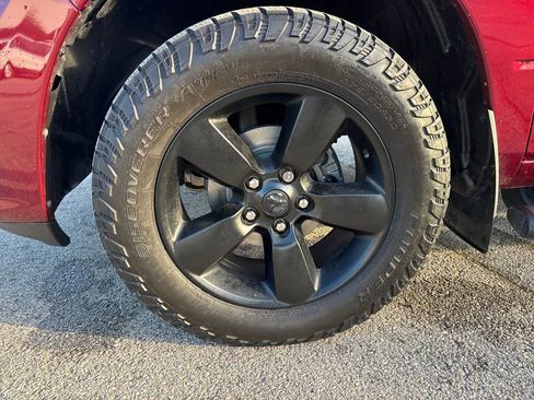 Certified 2019 RAM 1500 Express w/ Express Value Package image 35