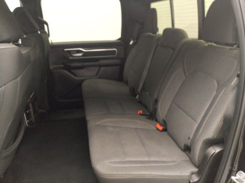Used 2019 RAM 1500 Big Horn AWD/4WD image 18