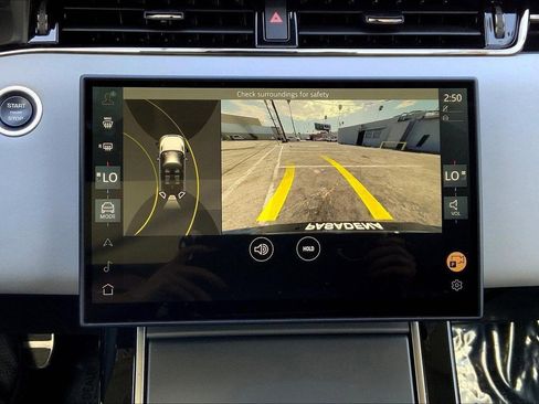 Used 2024 Land Rover Range Rover Evoque Dynamic SE image 34