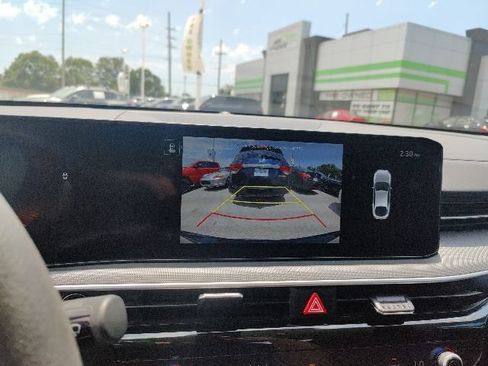 Used 2025 Kia K5 LXS FWD image 22