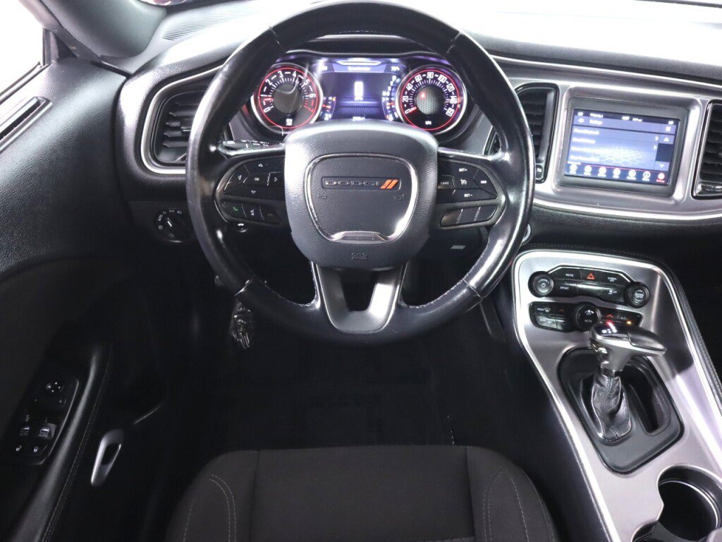 Used 2021 Dodge Challenger SXT RWD image 30