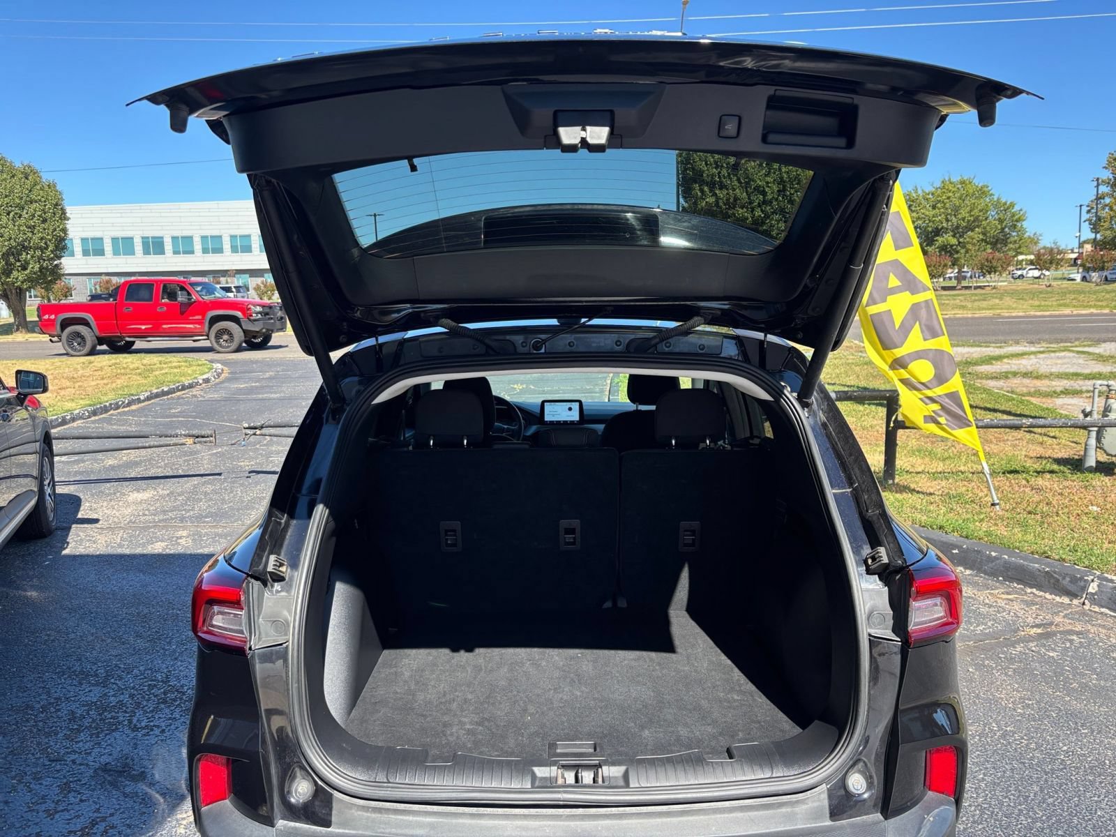 Used 2024 Ford Escape Active AWD/4WD image 32