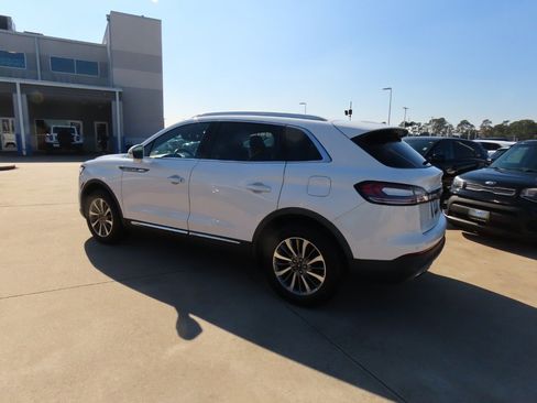 Used 2020 Lincoln Nautilus FWD w/ Equipment Group 101A image 17