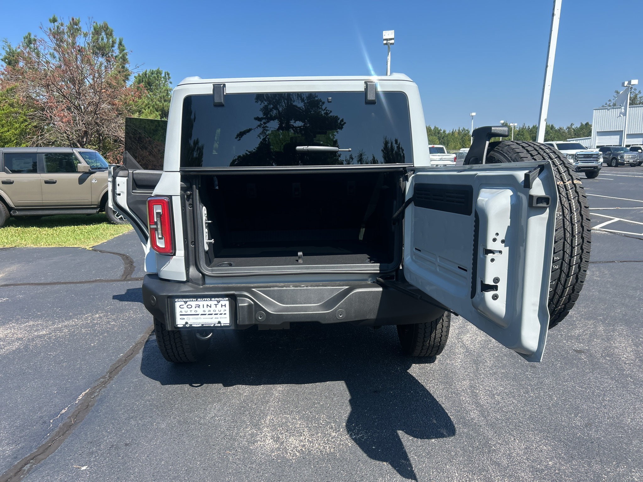 New 2026 Ford Bronco Outer Banks AWD/4WD image 22