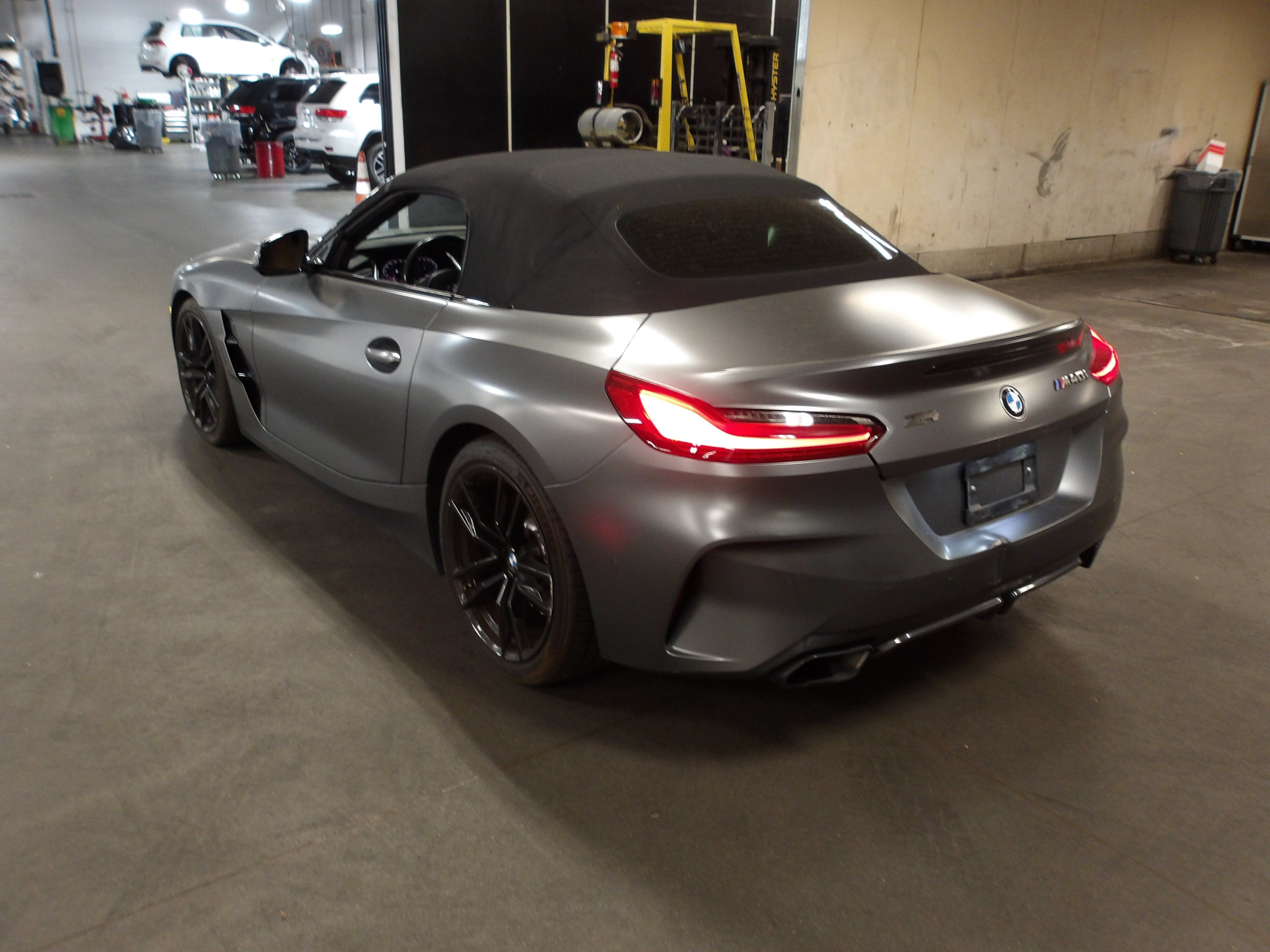 Used 2020 BMW Z4 M40i RWD image 3