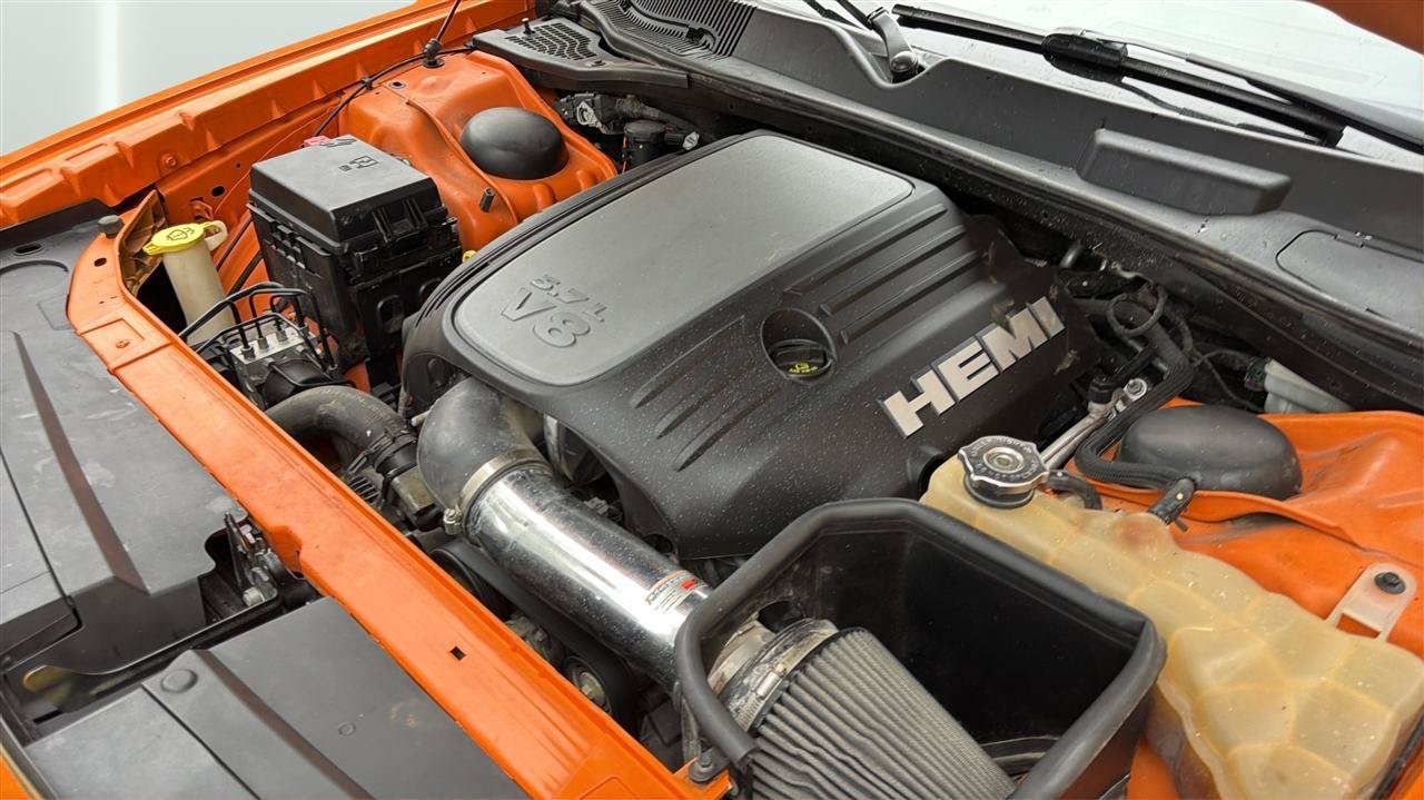 Used 2012 Dodge Challenger R/T RWD image 30