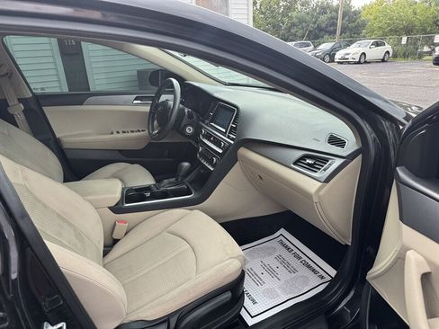 Used 2018 Hyundai Sonata SE FWD image 13