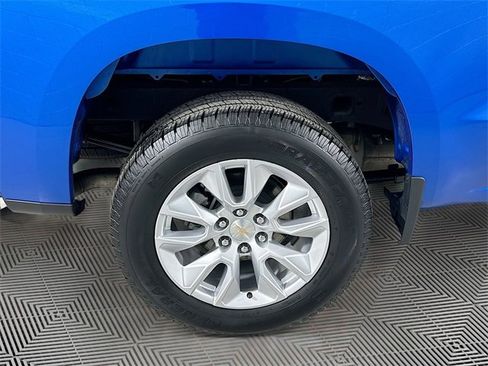 Used 2024 Chevrolet Silverado 1500 Custom image 30