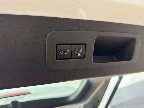 Used 2025 Lexus LX 700h Overtrail image 42