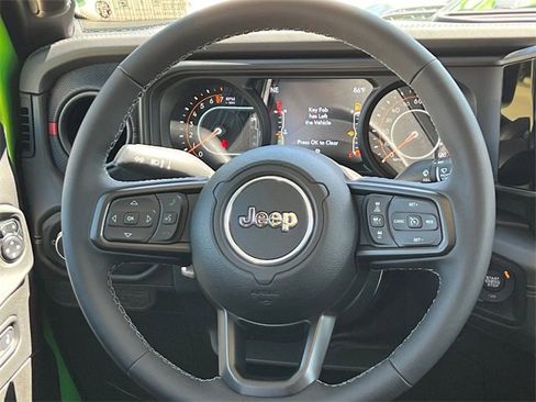 New 2025 Jeep Gladiator Rubicon w/ Convenience Group image 13