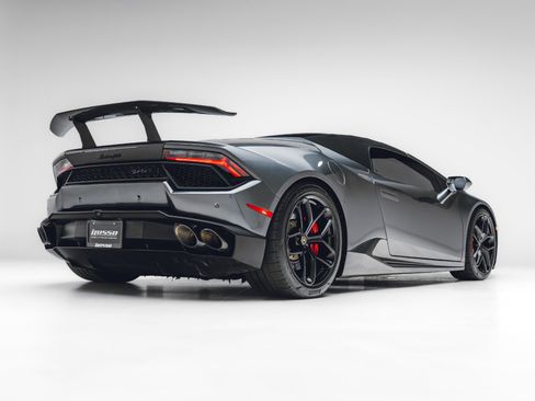 Used 2017 Lamborghini Huracan LP 580-2 RWD image 6