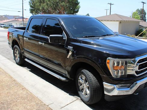 Used 2021 Ford F150 XLT w/ Equipment Group 302A High AWD/4WD image 7