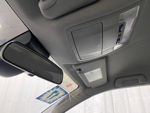 Certified 2017 Toyota Highlander LE image 22