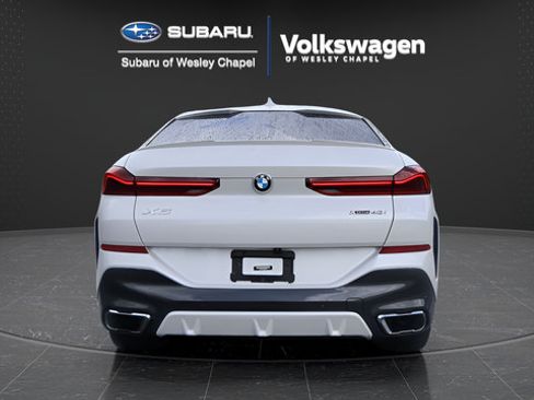 Used 2022 BMW X6 xDrive40i w/ Executive Package AWD/4WD image 8