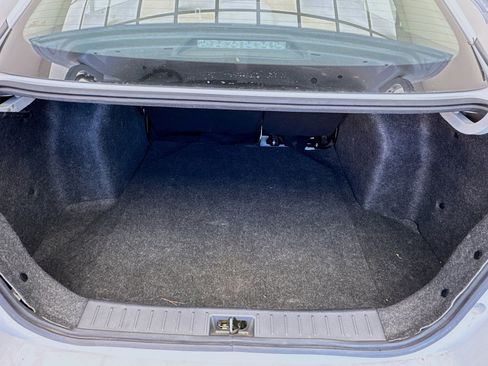 Used 2020 Nissan Versa S image 16