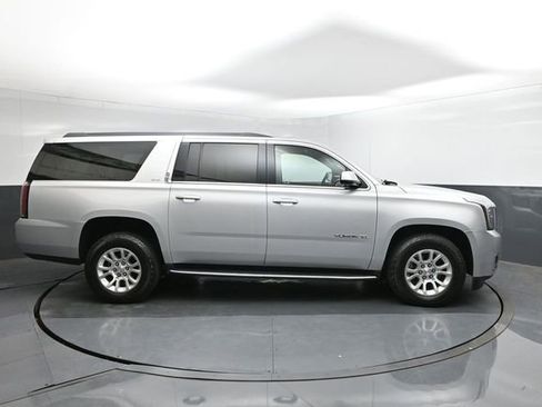Used 2019 GMC Yukon XL SLT w/ Open Road Package AWD/4WD image 26