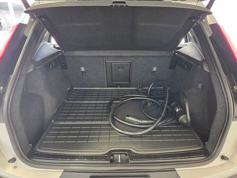 Certified 2023 Volvo XC40 Recharge Ultimate w/ Protection Package Premier image 14