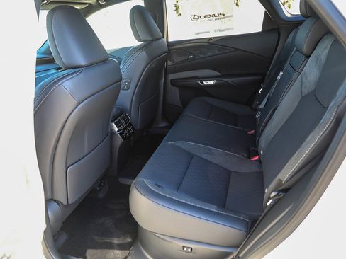 New 2026 Lexus RX 450h AWD image 18