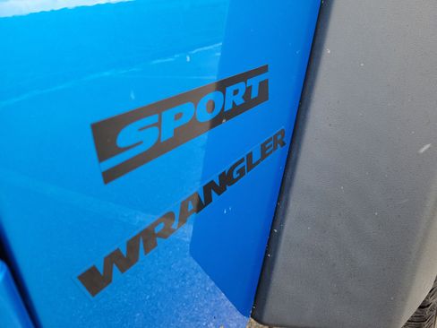 Used 2016 Jeep Wrangler Sport w/ Quick Order Package 23S image 6