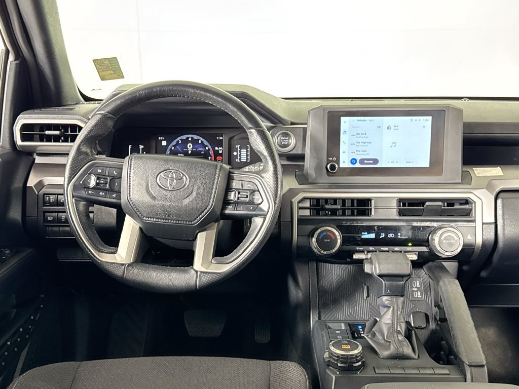 Used 2025 Toyota 4Runner SR5 AWD/4WD image 12