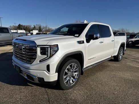 Certified 2023 GMC Sierra 1500 Denali w/ Denali Reserve Package image 4
