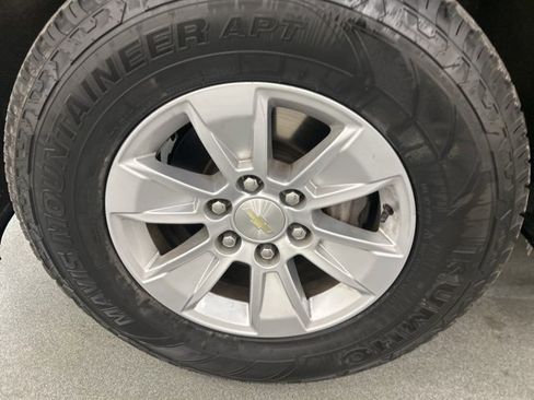 Used 2020 Chevrolet Silverado 1500 LT w/ All-Star Edition image 24