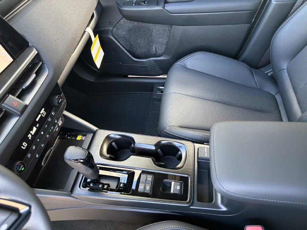 New 2026 Subaru Outback Limited AWD/4WD image 20