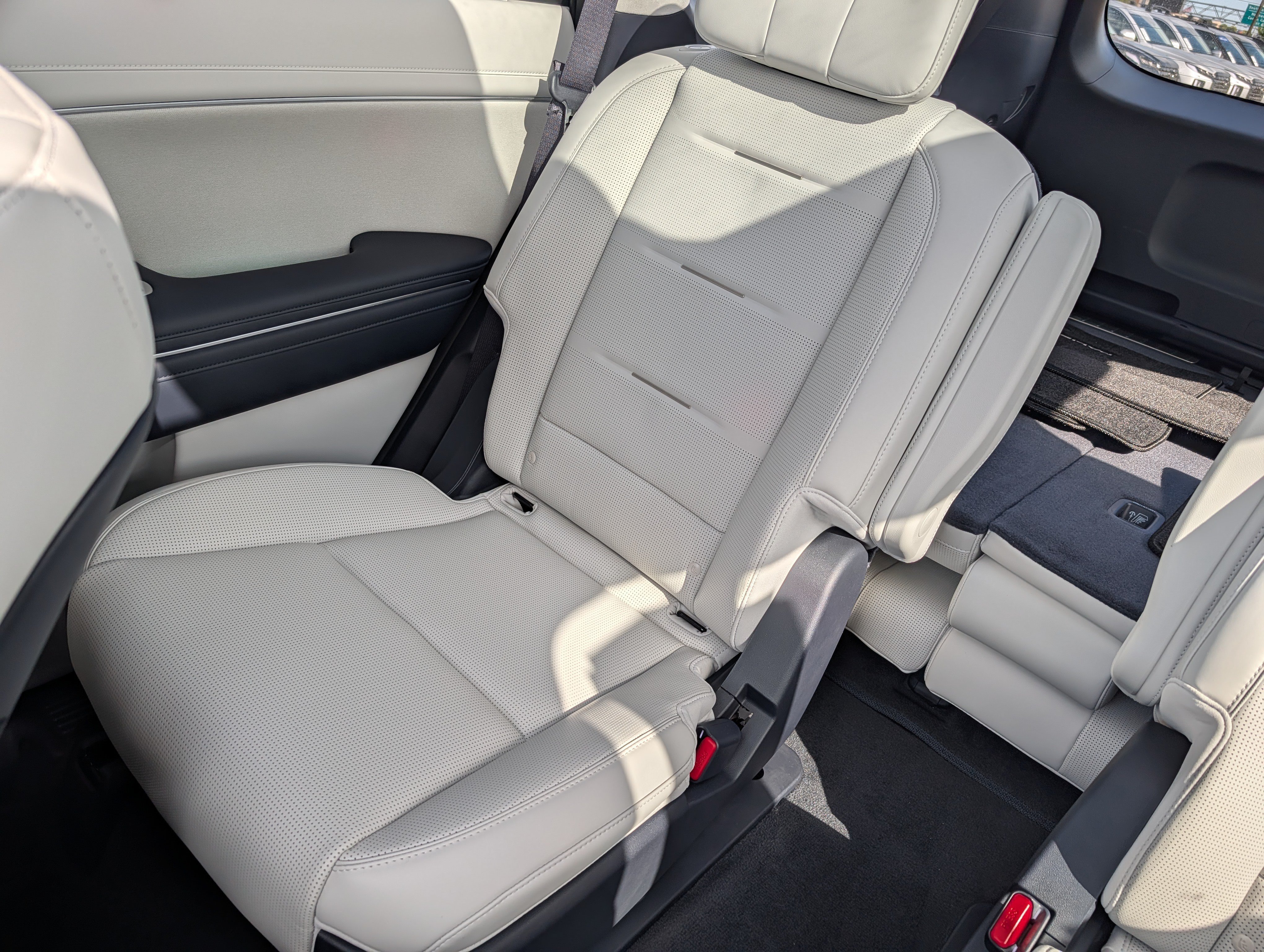 Certified 2026 Hyundai Palisade Calligraphy AWD/4WD image 12