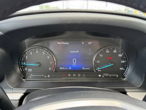 Certified 2023 Ford Explorer XLT w/ Equipment Group 202A AWD/4WD image 18