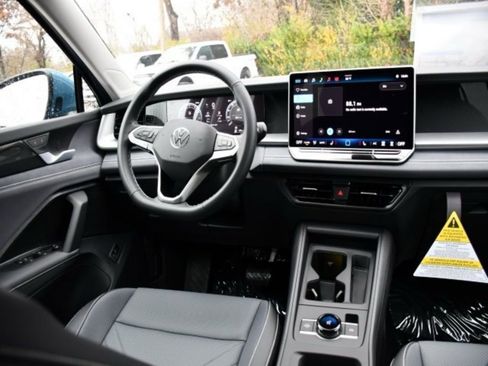 New 2026 Volkswagen Tiguan SE AWD/4WD image 19