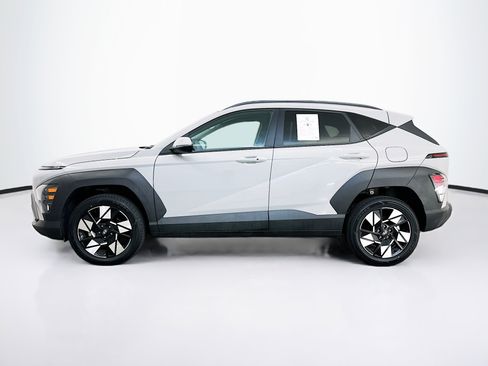 Used 2025 Hyundai Kona SEL AWD/4WD image 4