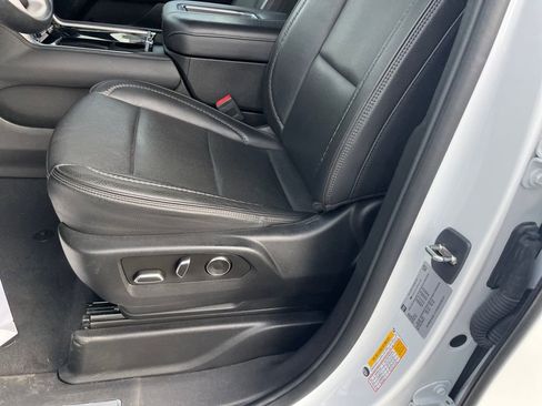 Used 2023 GMC Yukon Denali image 21