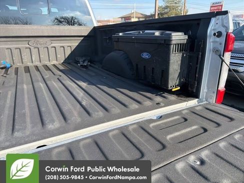 Used 2018 Ford F250 Lariat w/ Lariat Value Package image 32