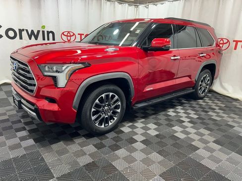 Used 2023 Toyota Sequoia Limited image 4