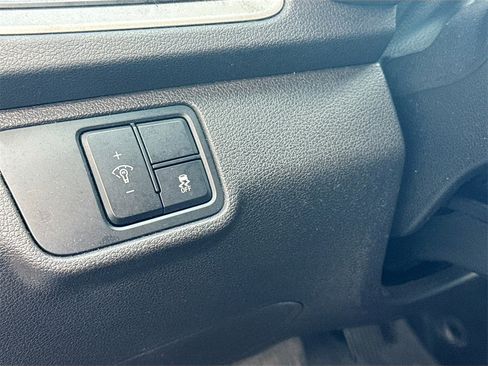 Used 2022 Hyundai Accent SE image 11