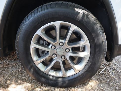 Used 2014 Jeep Grand Cherokee Limited w/ Trailer Tow Group IV AWD/4WD image 44