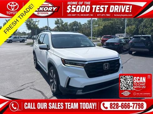 Used 2023 Honda Pilot Elite image 1