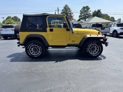 Used 2006 Jeep Wrangler X AWD/4WD image 7