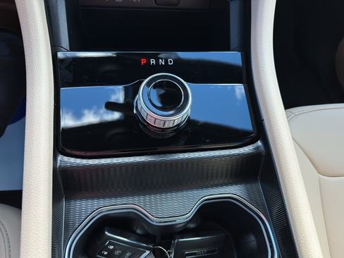 New 2025 Jeep Grand Cherokee Limited w/ Black Appearance Package image 19