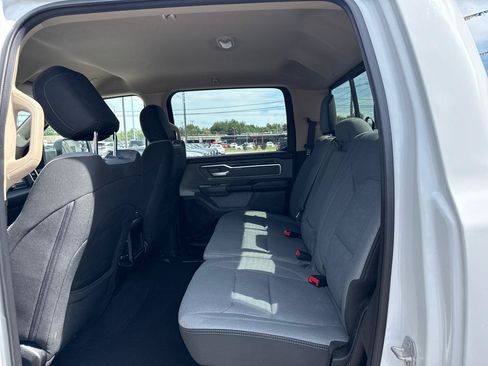 Used 2019 RAM 1500 Big Horn RWD image 14