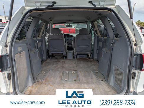 Used 2002 Toyota Sienna CE FWD image 10