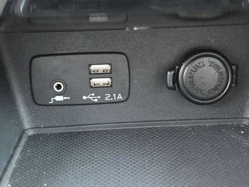 Used 2021 Subaru Forester Limited w/ Popular Package #3 AWD/4WD image 26