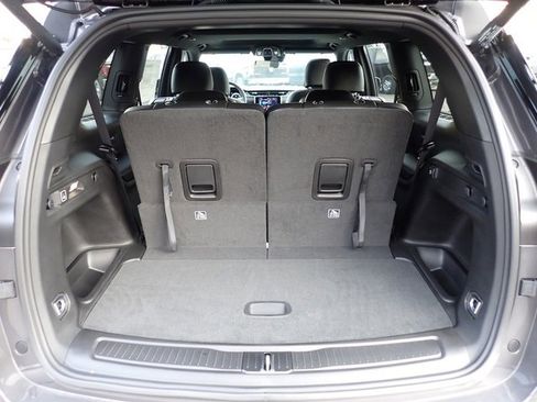 New 2025 Jeep Grand Cherokee L Altitude image 6