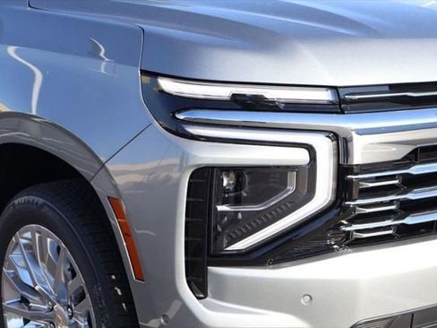 New 2026 Chevrolet Tahoe Premier image 3