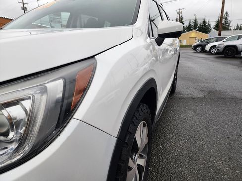 Used 2019 Subaru Ascent Premium image 39