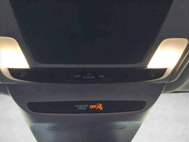 Used 2025 Honda HR-V LX image 22